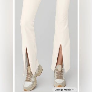 Alo yoga airbrush high waist flutter leggings large ivory